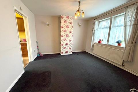 2 bedroom bungalow for sale, 4 Cedar Road, Canvey Island, SS8 9HP