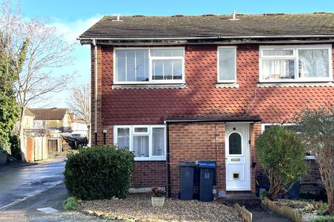 1 bedroom flat for sale, 3 Eastbrook Close, Woking, GU21 5DQ