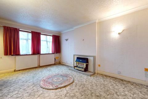 4 bedroom detached bungalow for sale, 59 Herlwyn Avenue, Ruislip, HA4 6HE