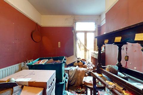 3 bedroom semi-detached house for sale, 85 Moffat Road, Thornton Heath, CR7 8PY