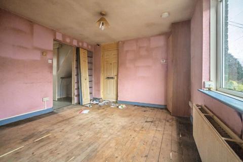3 bedroom semi-detached house for sale, 14 The Crescent, Barrow Green, Teynham, Sittingbourne, ME9 9EL