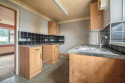 3 bedroom semi-detached house for sale, 14 The Crescent, Barrow Green, Teynham, Sittingbourne, ME9 9EL