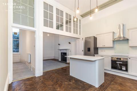 undefined, Palmeira Square, Hove