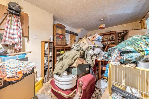 3 bedroom semi-detached house for sale, 100 Pennine Avenue, Luton, LU3 3EH