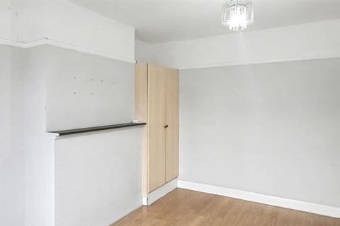 undefined, 27 Scorton Avenue, Perivale, Greenford, UB6 8LA
