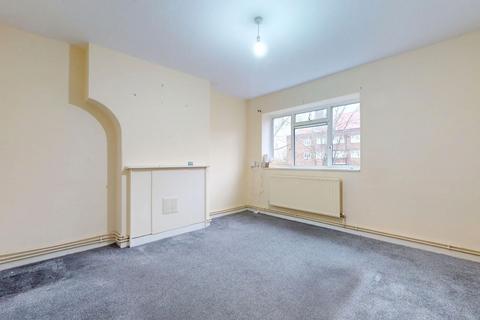 2 bedroom flat for sale, Flat 22 Frome House, Peckham Rye, SE15 3JE