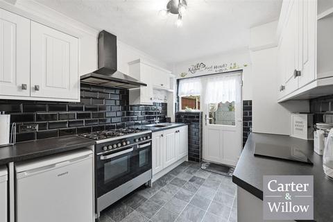 3 bedroom terraced house for sale, Cherry Walk, Essex