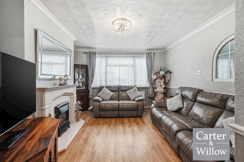 3 bedroom terraced house for sale, Cherry Walk, Essex