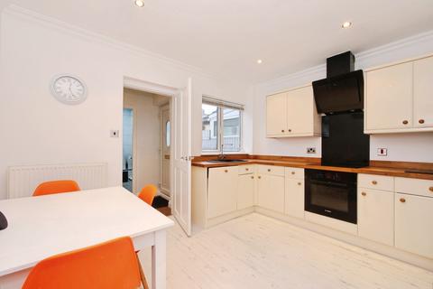 undefined, Moor Grove, North Yorkshire YO24