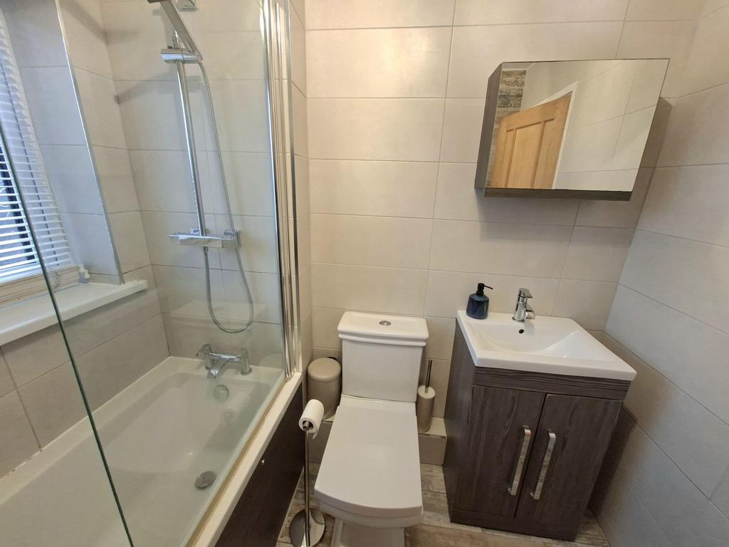 Family bathroom