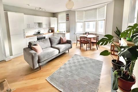 2 bedroom flat to rent, Atlingworth Street, East Sussex BN2