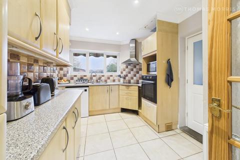 undefined, High Street, St. Neots PE19