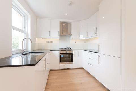 1 bedroom flat to rent, Elsie Road Dulwich SE22