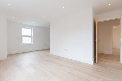 1 bedroom flat to rent, Elsie Road Dulwich SE22