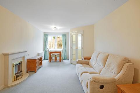 1 bedroom apartment for sale, Sanders Court, Junction Road, Warley, Brentwood, CM14 5FG