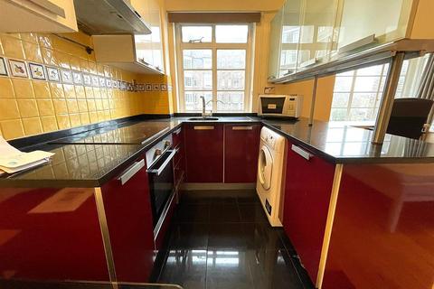 Studio to rent, Park Road, Marylebone, NW1