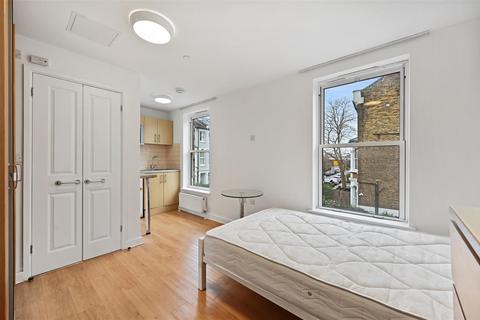 Shepherds Bush Road, London W6