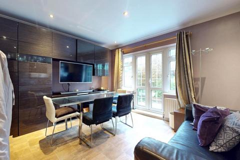 undefined, 25 Pinewood Close, Croydon, CR0 5EX
