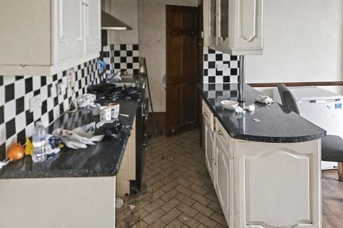 2 bedroom terraced house for sale, 7 Fleece Street, Bradford, BD6 2EH