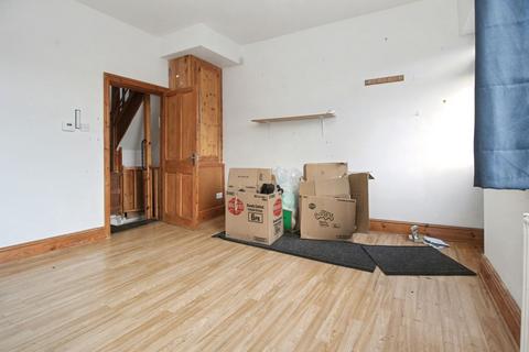 undefined, 10 Dockery, Huddersfield, HD1 3TP