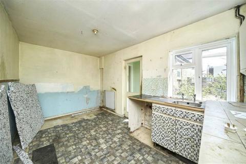4 bedroom terraced house for sale, 43 Innes Road, Horsham, West Sussex, RH12 4JQ
