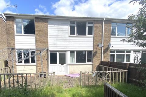 3 bedroom semi-detached house for sale, 46 Woodland Way, Devizes, Wiltshire, SN10 5LB