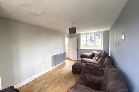 3 bedroom semi-detached house for sale, 46 Woodland Way, Devizes, Wiltshire, SN10 5LB