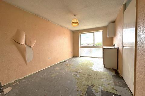 2 bedroom flat for sale, 27 Hardwicke Place, London Colney, St. Albans, AL2 1PX