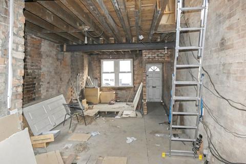 3 bedroom end of terrace house for sale, 1 Dee Street, Hull, HU3 3SN