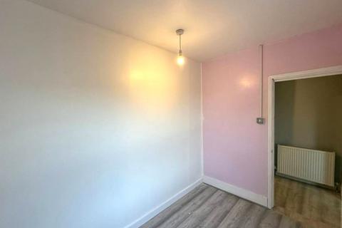 3 bedroom end of terrace house for sale, 188 Holmesdale Road, South Norwood, SE25 6PT