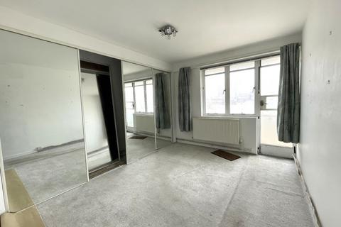 1 bedroom flat for sale, 57 Embassy Court, Kings Road, Brighton, BN1 2PX