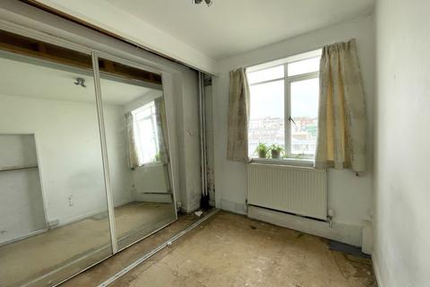 1 bedroom flat for sale, 57 Embassy Court, Kings Road, Brighton, BN1 2PX