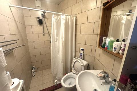 1 bedroom flat for sale, Garden Flat, 5 Glebe Crescent, Hendon, NW4 1BT