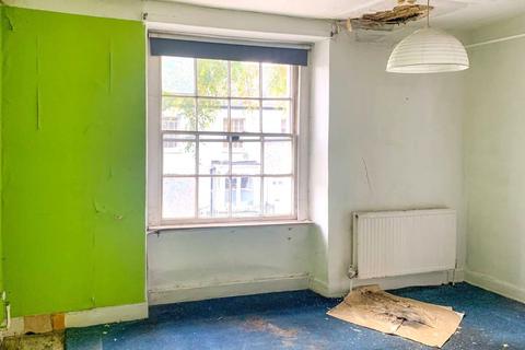 8 bedroom end of terrace house for sale, 18 High Street, Chard, TA20 1QB