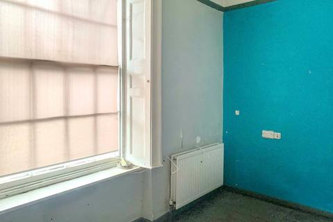 8 bedroom end of terrace house for sale, 18 High Street, Chard, TA20 1QB