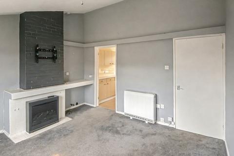 2 bedroom bungalow for sale, 4 Colemans Close, Calne, SN11 8NJ