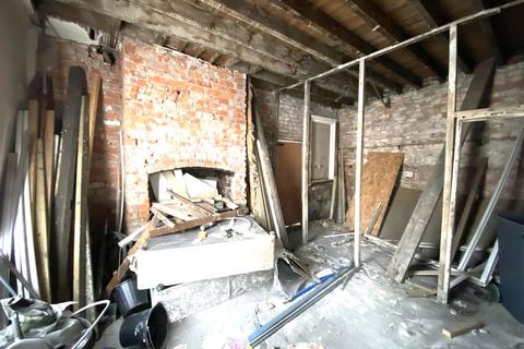 4 bedroom end of terrace house for sale, 105 Poulton Street, Fleetwood, FY7 6LN