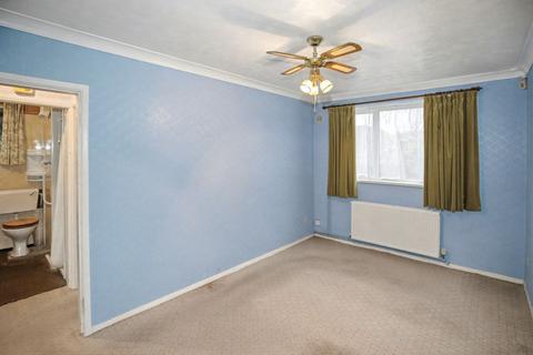 2 bedroom bungalow for sale, 30 Harris Boulevard, Mablethorpe, LN12 2DY