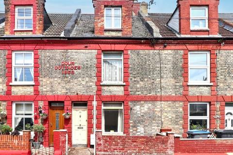 4 bedroom terraced house for sale, 10 Maison Dieu Place, Dover, CT16 1DX