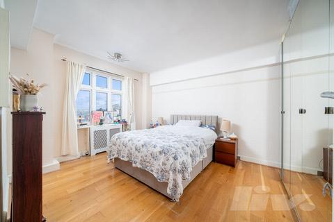 2 bedroom apartment to rent, Hall Road, London NW8