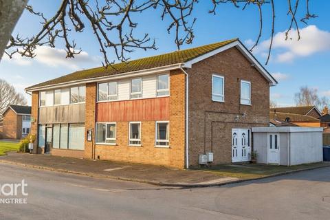 3 bedroom apartment for sale, Broom Knoll, East End, East Bergholt, Colchester, Essex