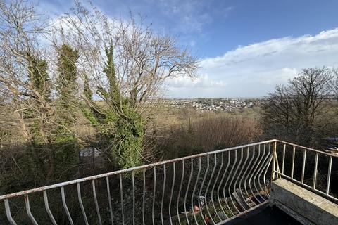 2 bedroom flat to rent, Downfield Close, Brixham TQ5