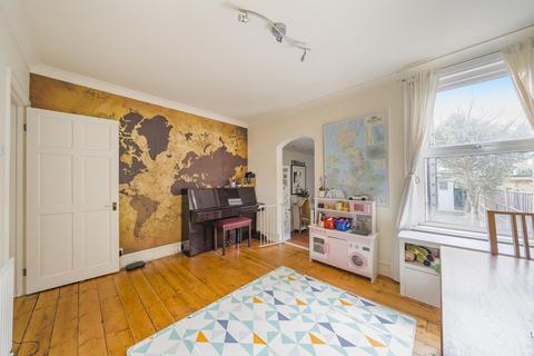 3 bedroom terraced house for sale, Pascoe Road, Hither Green, London, SE13