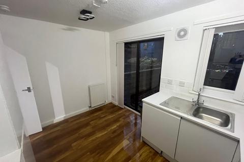undefined, Craigash Quadrant, Glasgow G62