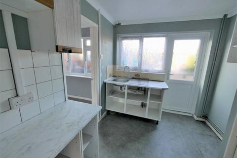 3 bedroom semi-detached house for sale, Worcester Road, Ipswich, Suffolk