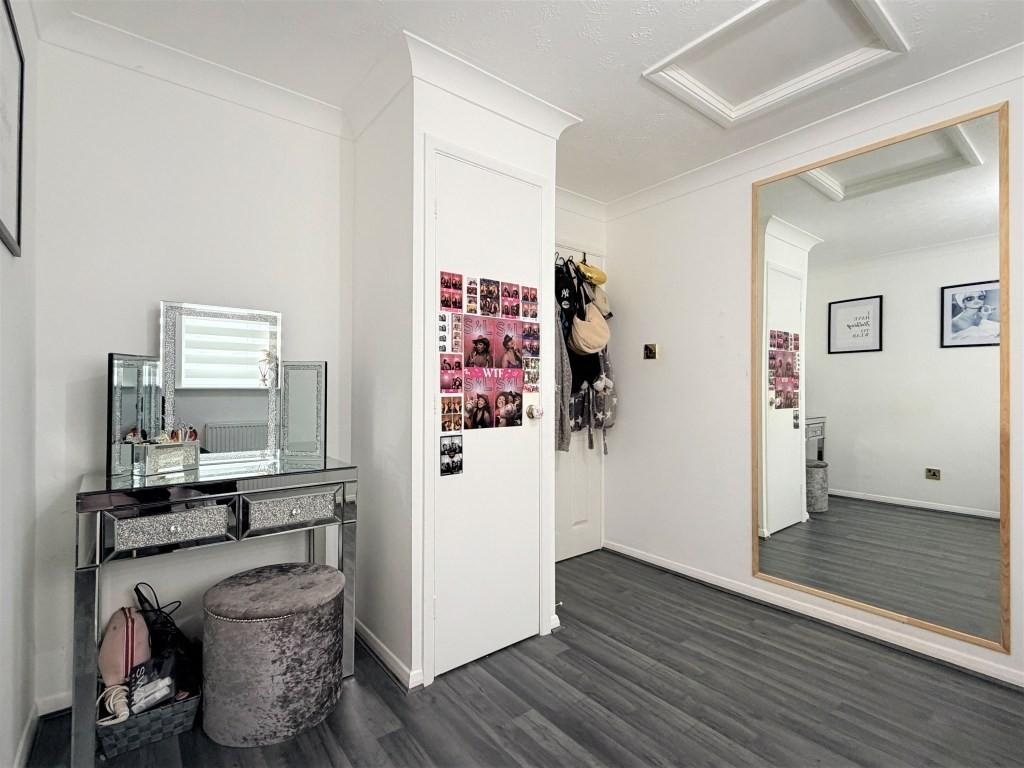 Bedroom3 2