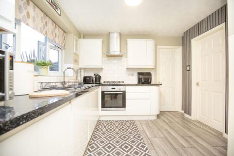 4 bedroom detached house for sale, Warwick Drive, Atherstone