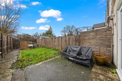 undefined, Tharp Road, Wallington