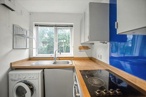undefined, Flat 5, Swift House, Springvale, Maidstone, ME16 0AF