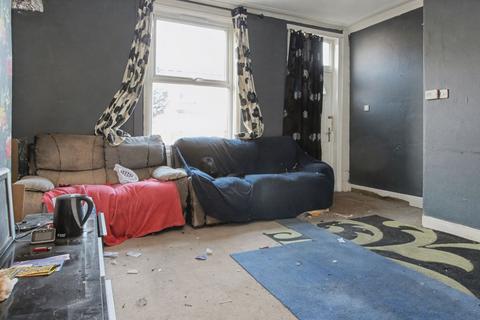 2 bedroom terraced house for sale, 32 Arthington Terrace, Leeds, LS10 2NF